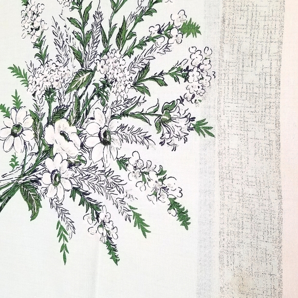 VINTAGE blue green floral linen square tablecloth subtle tan border 51x51 inches - Picture 5 of 9